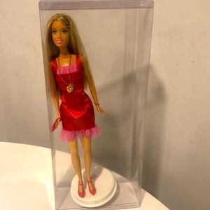 Barbie Valentine Glam